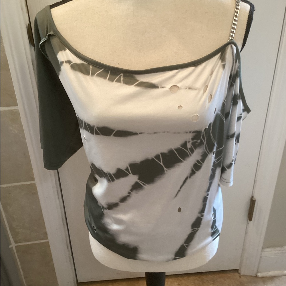 Stylish One Cold Shoulder Tie-Dye Top